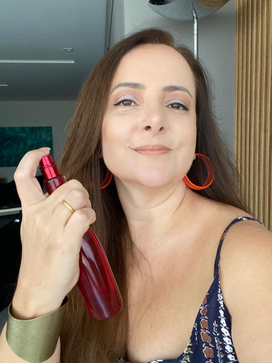Resenha Meu Primeiro Humor Natura.